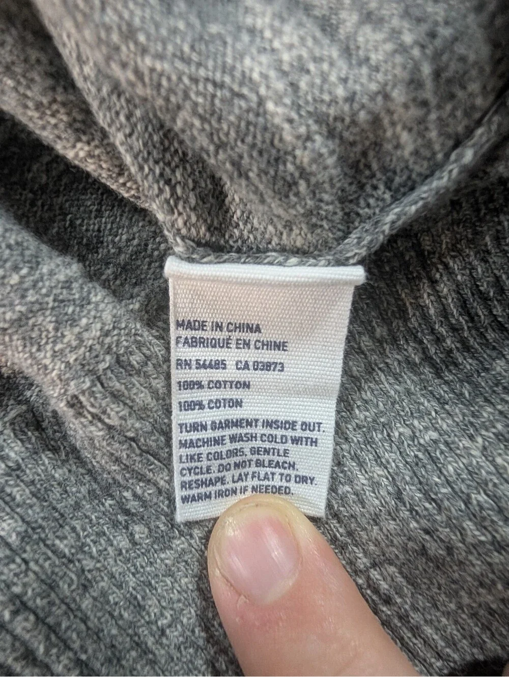 American Eagle Outfitters Mens XS Athletic Fit Gray V-Neck Cotton Sweater